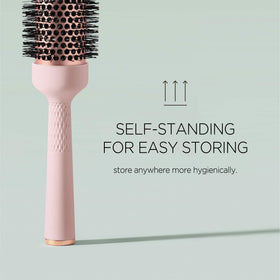F3 Systems Magic Curling Round Brush enables rapid wave styling.