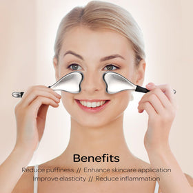 Fabludo eye-area massage focuses on the delicate under-eye skin.