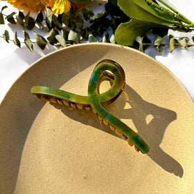Packaging image shows ready-to-gift FAELBATY set in elegant packaging.