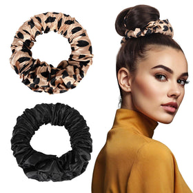 FAELBATY heatless scrunchie in black leopard satin, for overnight waves.