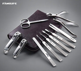 FAMILIFE fingernail clipper close-up, durable stainless steel for daily use.