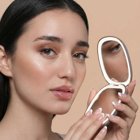 Fancii Mila 2 small purse mirror for convenient grooming