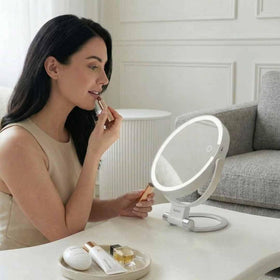 Fancii Sadie crystal-clear XL glass delivers distortion-free reflections.