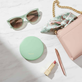 Fancii Taylor rechargeable design lasts up to 30 days per charge.