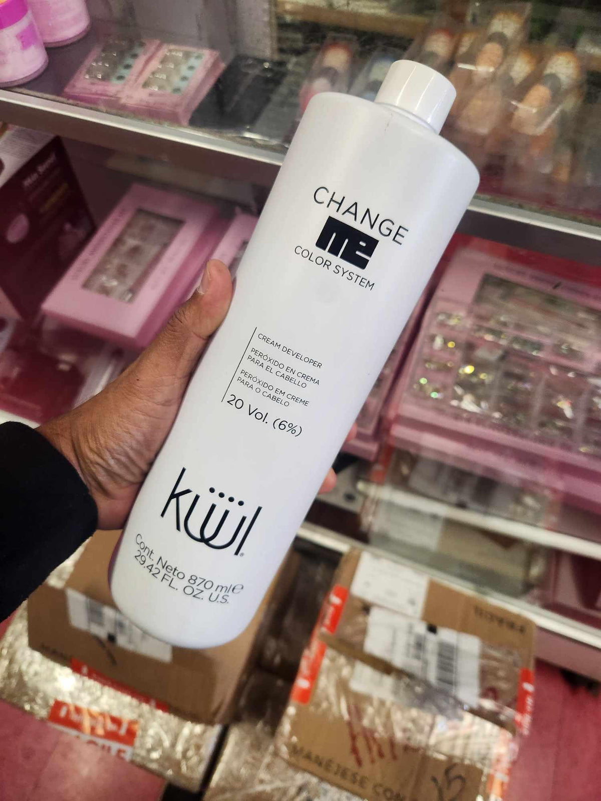 Fantasy Nails Kuul Change Me bottle front, ready for hair lift