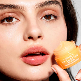 Farmacy peptide and vitamin C blend nourishes lips