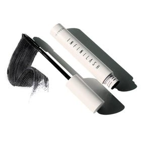 Applied lashes with Farmasi Infinilash Mascara showing defined coverage