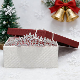 FASNAHOK tiara leaves and flowers design adds romantic styling touch