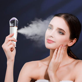 FATUXZ skin analyzer LCD display shows moisture and oil levels for personalized care.