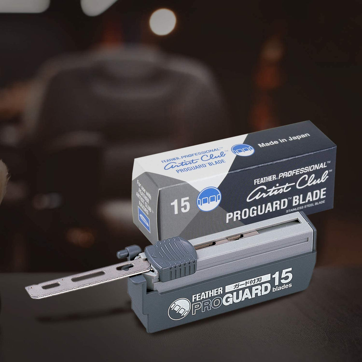 ProGuard guarded-edge blade enables safe, precise strokes