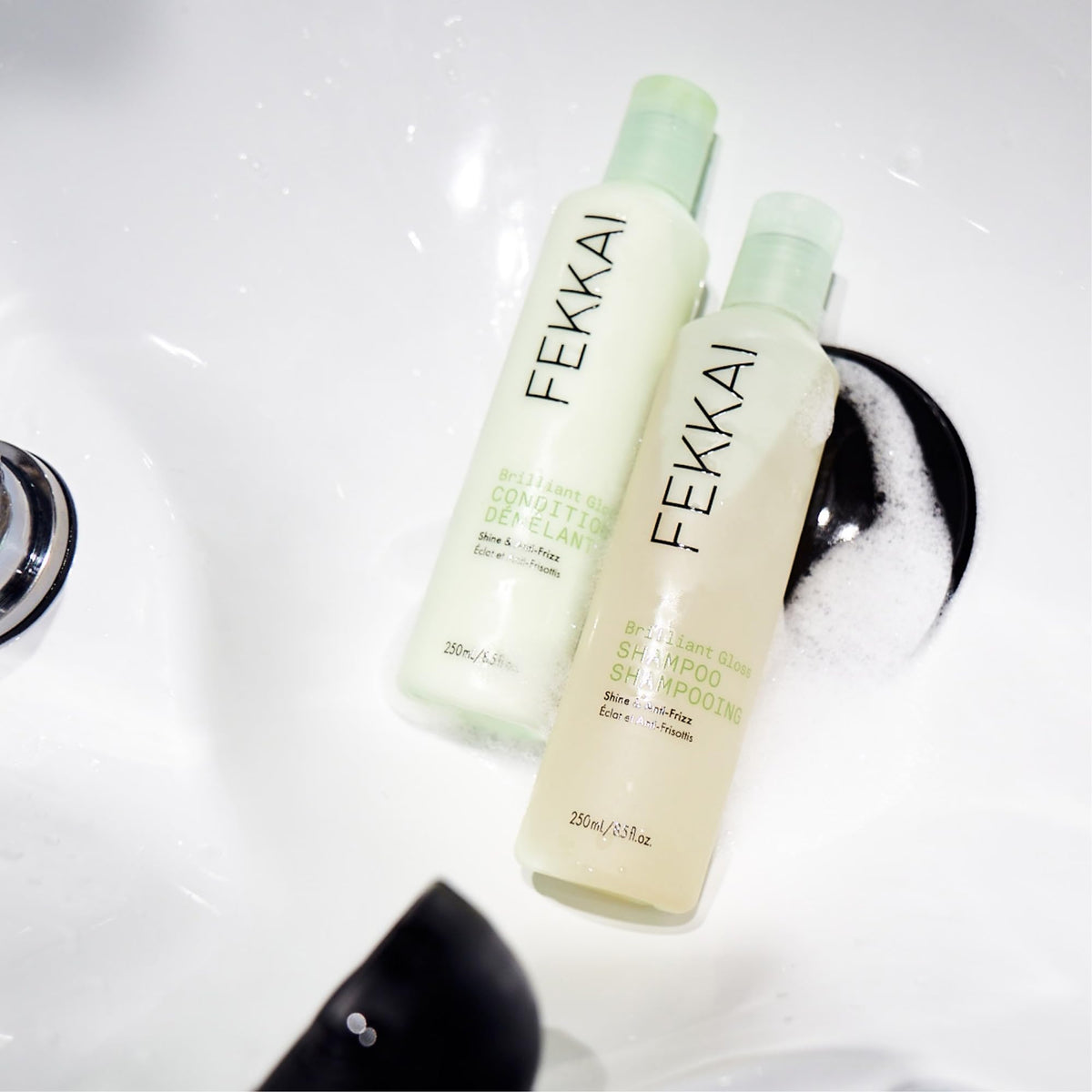 Fekkai Olive Oil gloss action image highlighting nourished, shiny hair