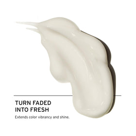 FEKKAI Technician Color Conditioner bottle pour demonstrates even distribution.