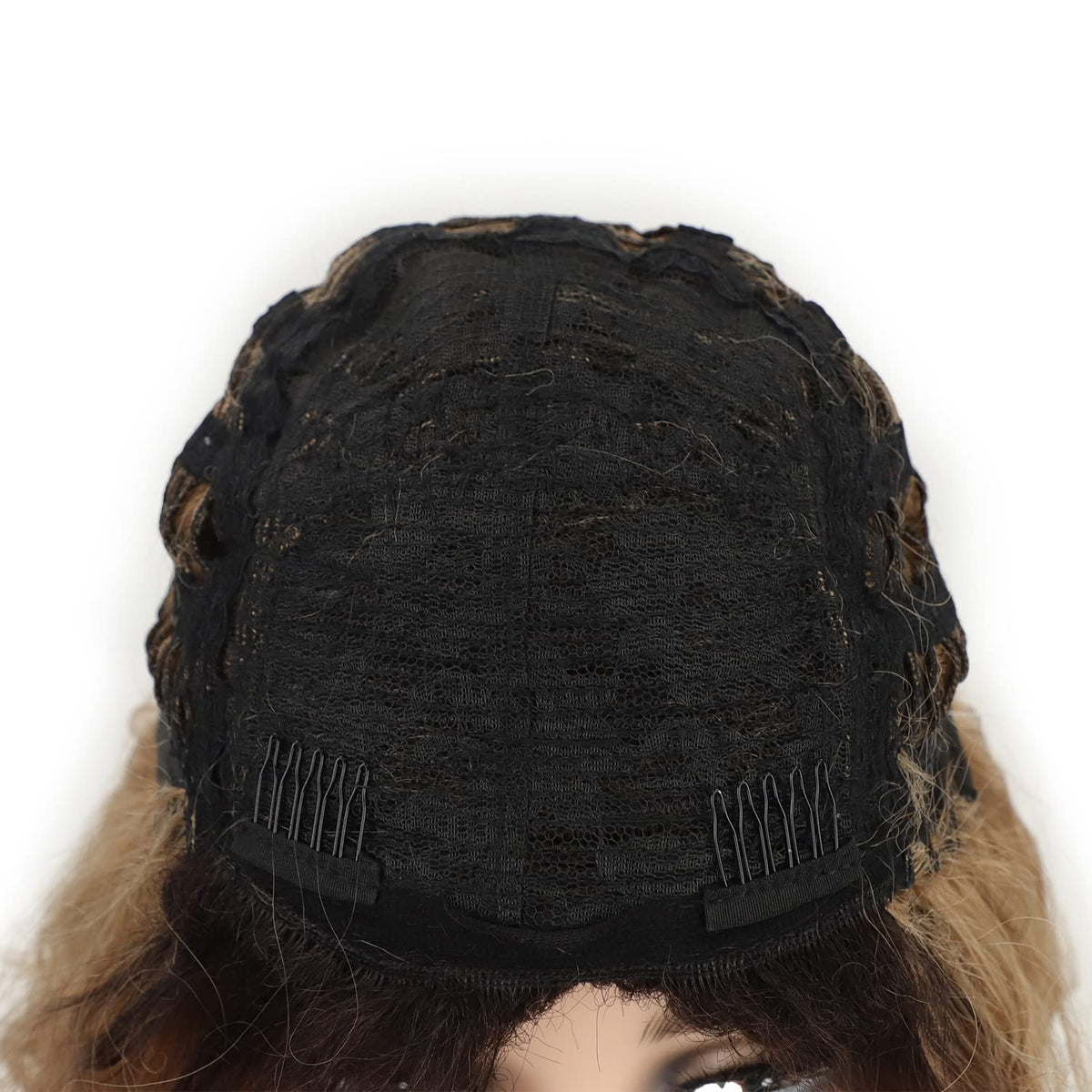 Fencca honey blonde wig with soft touch finish for comfortable wear