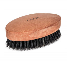 Fendrihan retro 1700s style brush adds timeless elegance to routines.