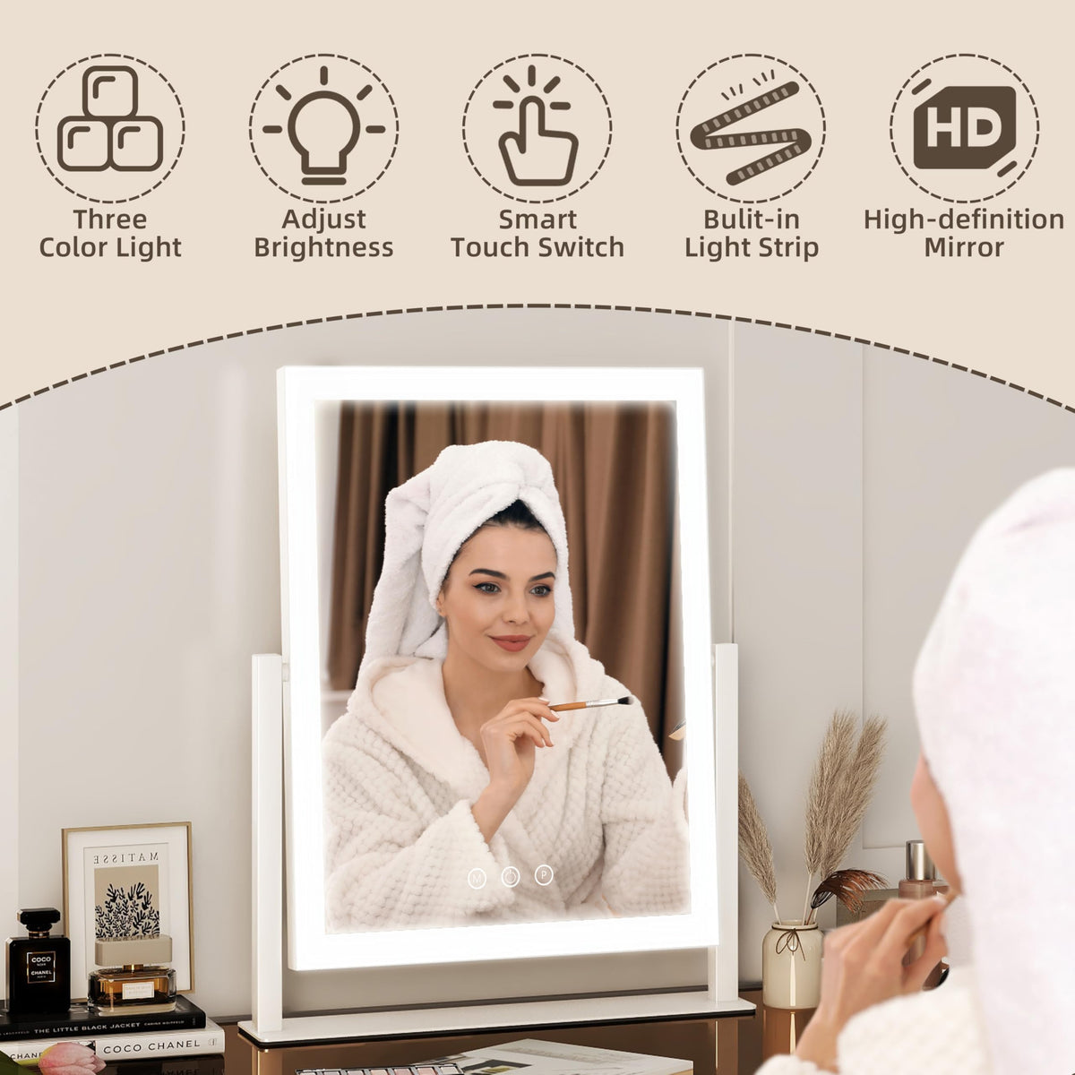 FENNIO mirror offers 360° swivel and tilt for optimal angle.