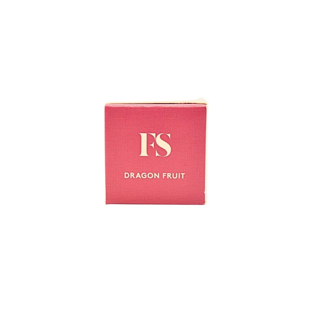 Antioxidant extracts protecting lips from environmental stressors