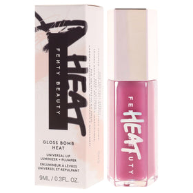 Smooth applicator distributes gloss evenly for ultra-sleek lips.
