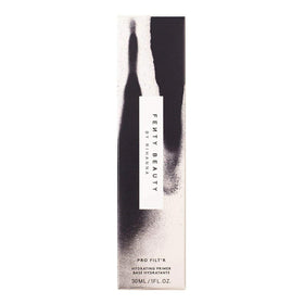 FENTY BEAUTY Pro Filt'R Hydrating Primer on hand shows easy blend and hydration.