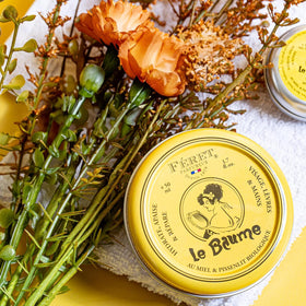 Feret Parfumeur natural ingredients nourish lips and skin without heaviness.