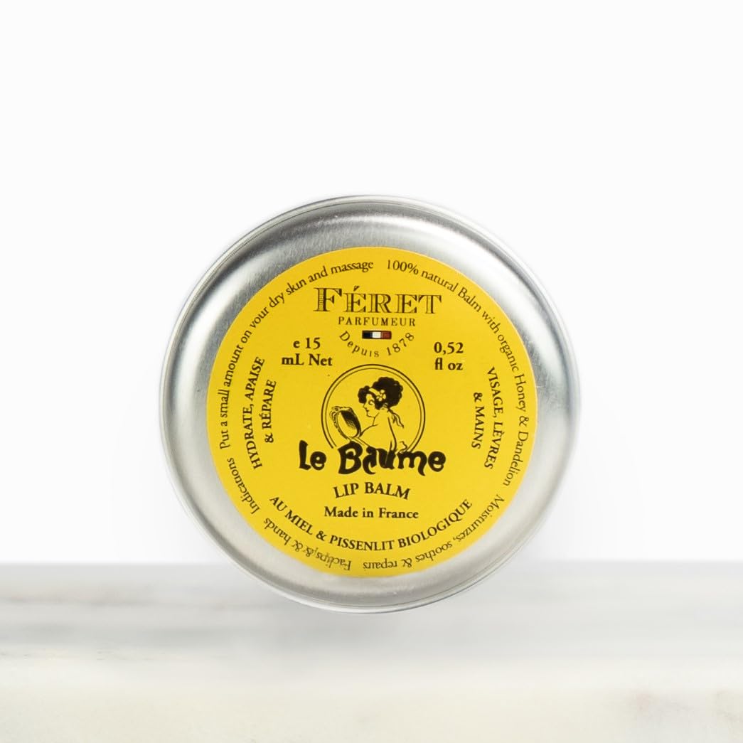 Close-up of Feret Parfumeur shea butter and honey ingredients