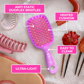 FHI Heat UNbrush Original detangles wet or dry hair smoothly