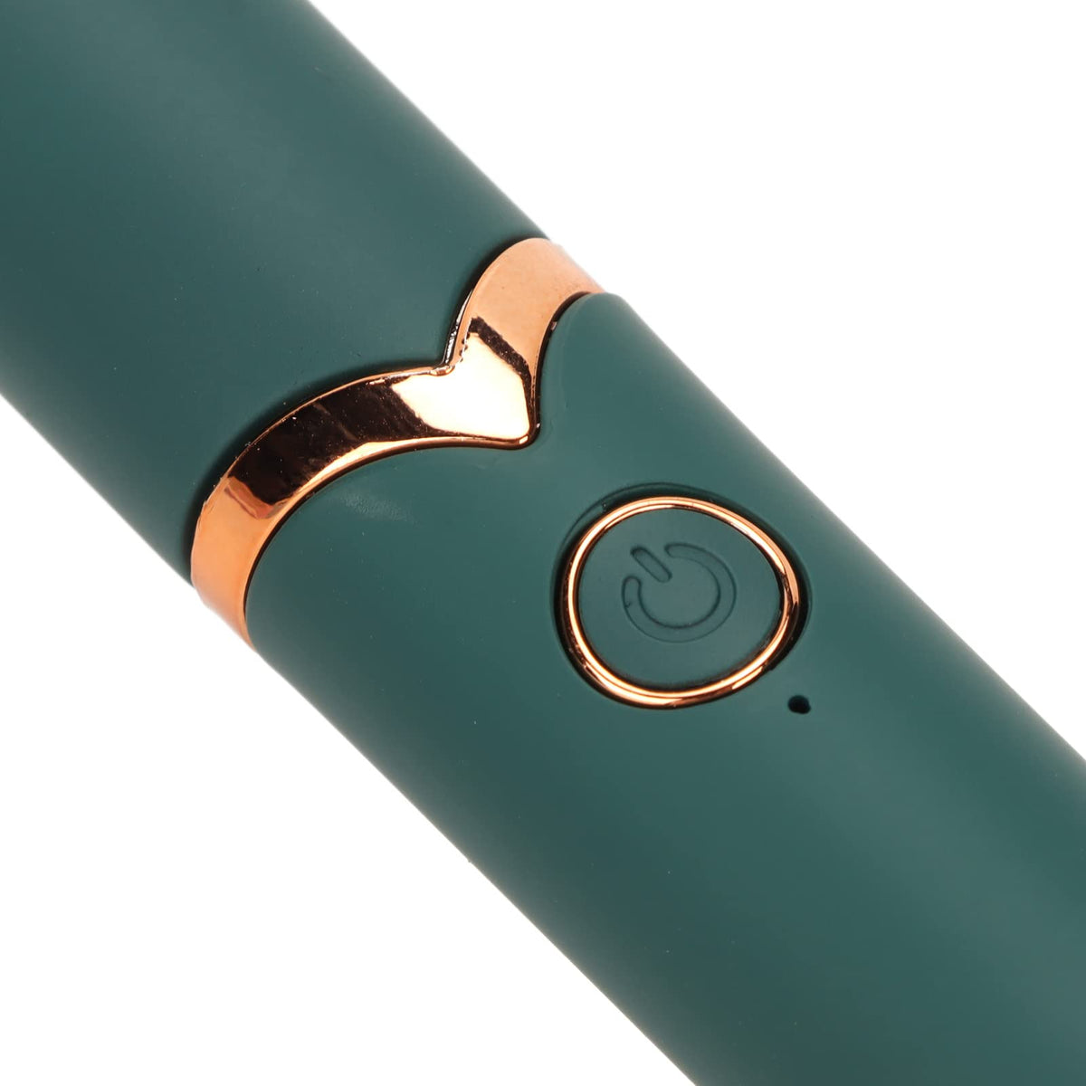 FILFEEL brush features soft hair for gentle, even makeup application.