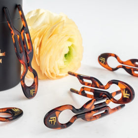 Ergonomic curved design fits head naturally for comfortable wear