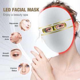 F FIWENE LED mask remote control in hand enabling easy, timer-based sessions