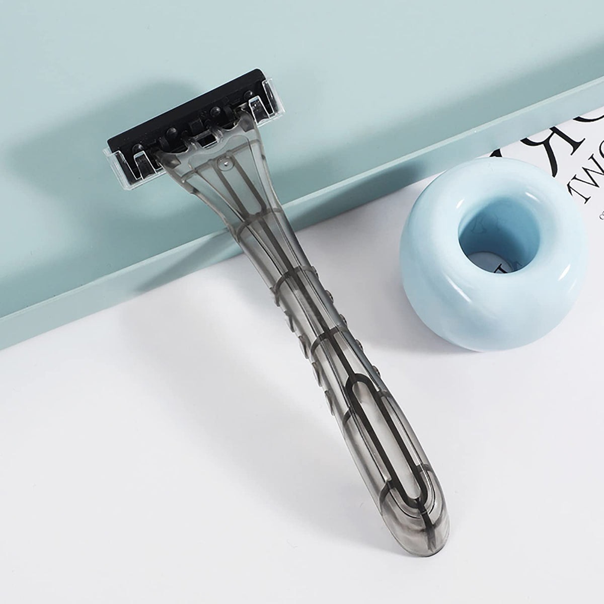 FKYzixeh twin blades razor promotes smooth shaves with durable stainless steel blades