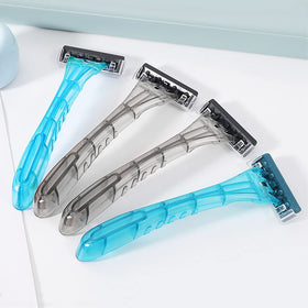 FKYzixeh twin stainless steel blades provide a sharp, durable shave