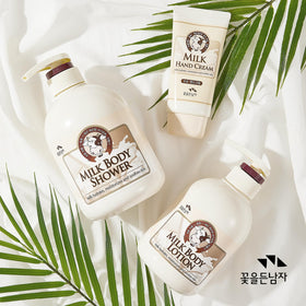 Lifestyle shot of Flor De Man COSMOCOS Somang lotion after shower