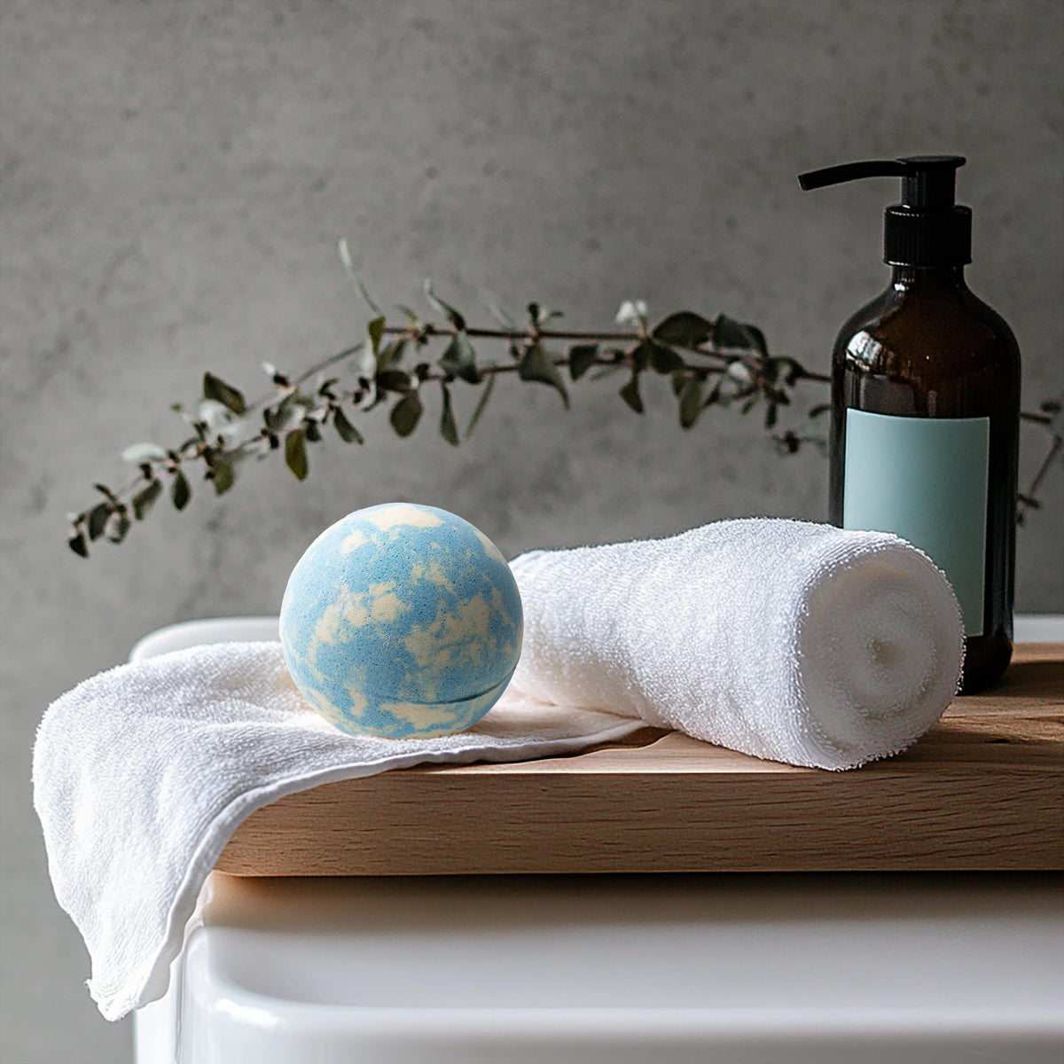 FlowBredolent bath bomb eucalyptus invigorates senses with a cooling, refreshing soak.