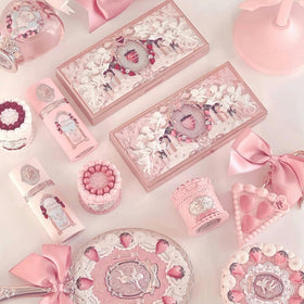 Flower Knows Cake Charm Set hair clip for secure, stylish daytime wear