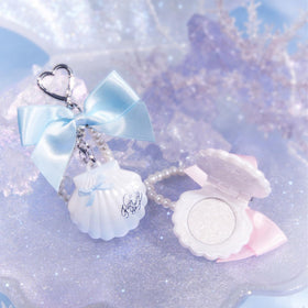 Flower Knows gift-ready packaging ideal for beauty lovers.