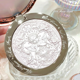 Flower Knows Little Angel Highlighter sculpts bone structure with a soft, luminous glow