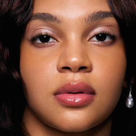 Flower Knows Shell's Jewel dual-color shimmer enhances cheekbone radiance naturally.