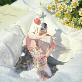 Flower Knows daily wear concept, versatile fragrance for everyday elegance.