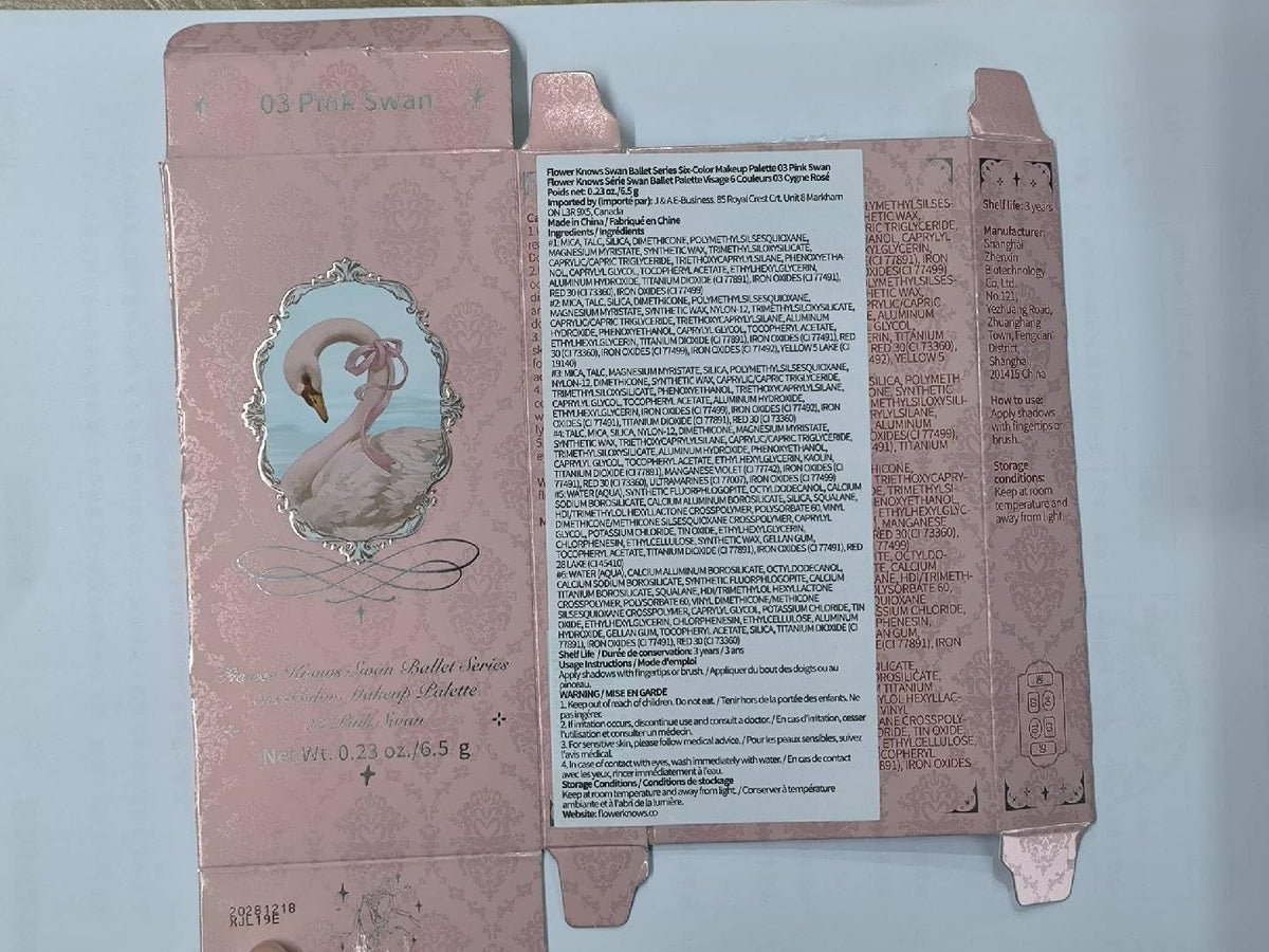Flower Knows Swan Ballet packaging protects contents and makes a thoughtful gift.
