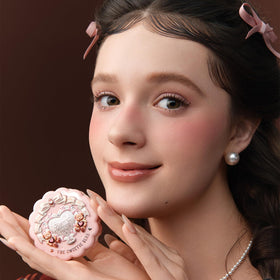 Flower Knows Garden Picnic swatch reveals peachy glow and blendable texture.