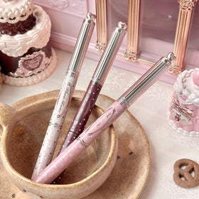 Flower Knows Sweetie Bear Natural Brown shade for warm, natural definition.