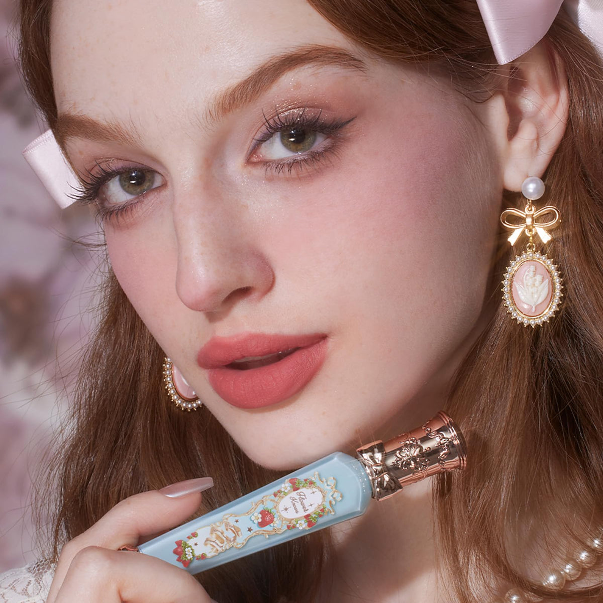 Flower Knows transfer-proof swatch demonstrates smudge-resistant wear throughout the day.