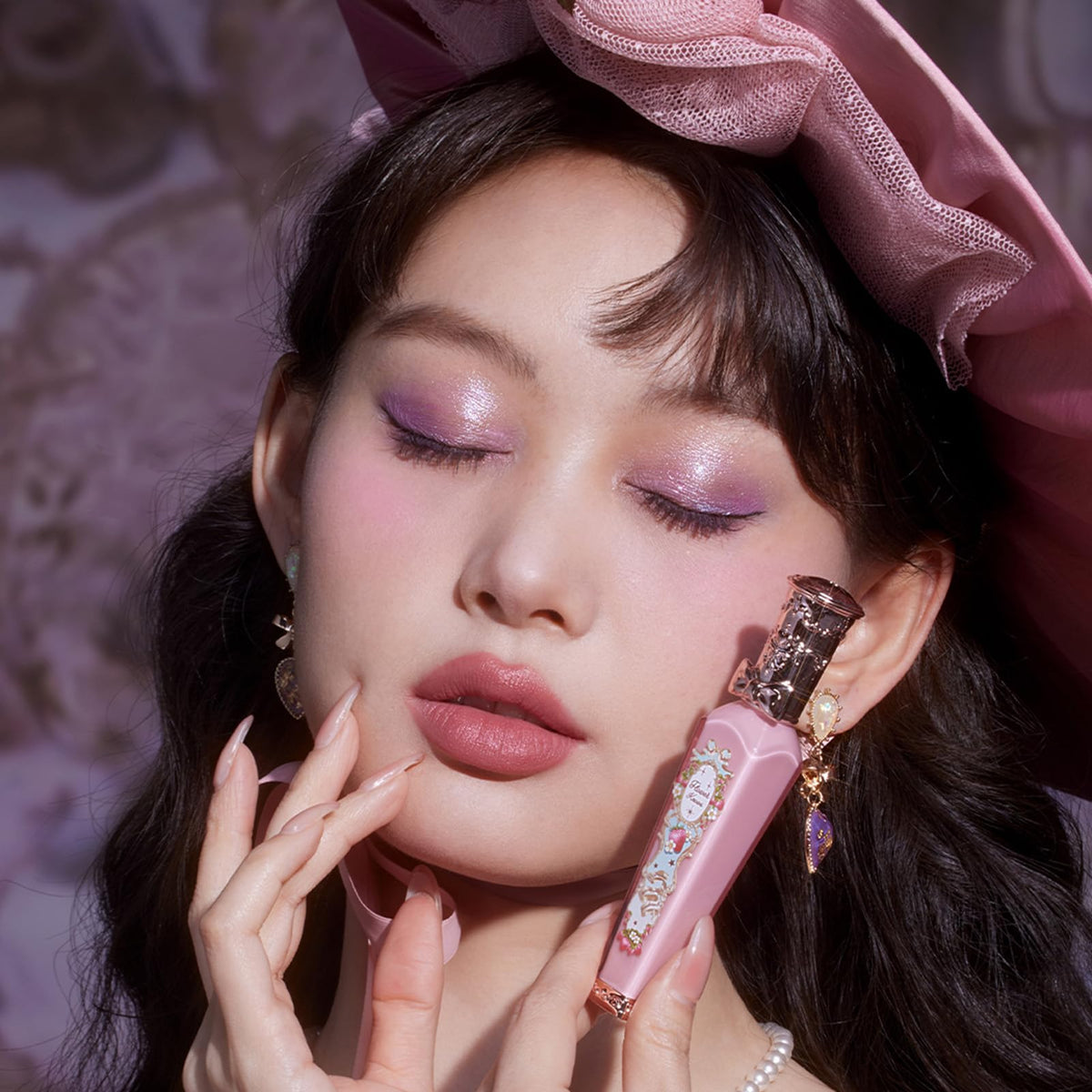 Flower Knows vegan formulation packaged in an elegant, eco-aware bottle.