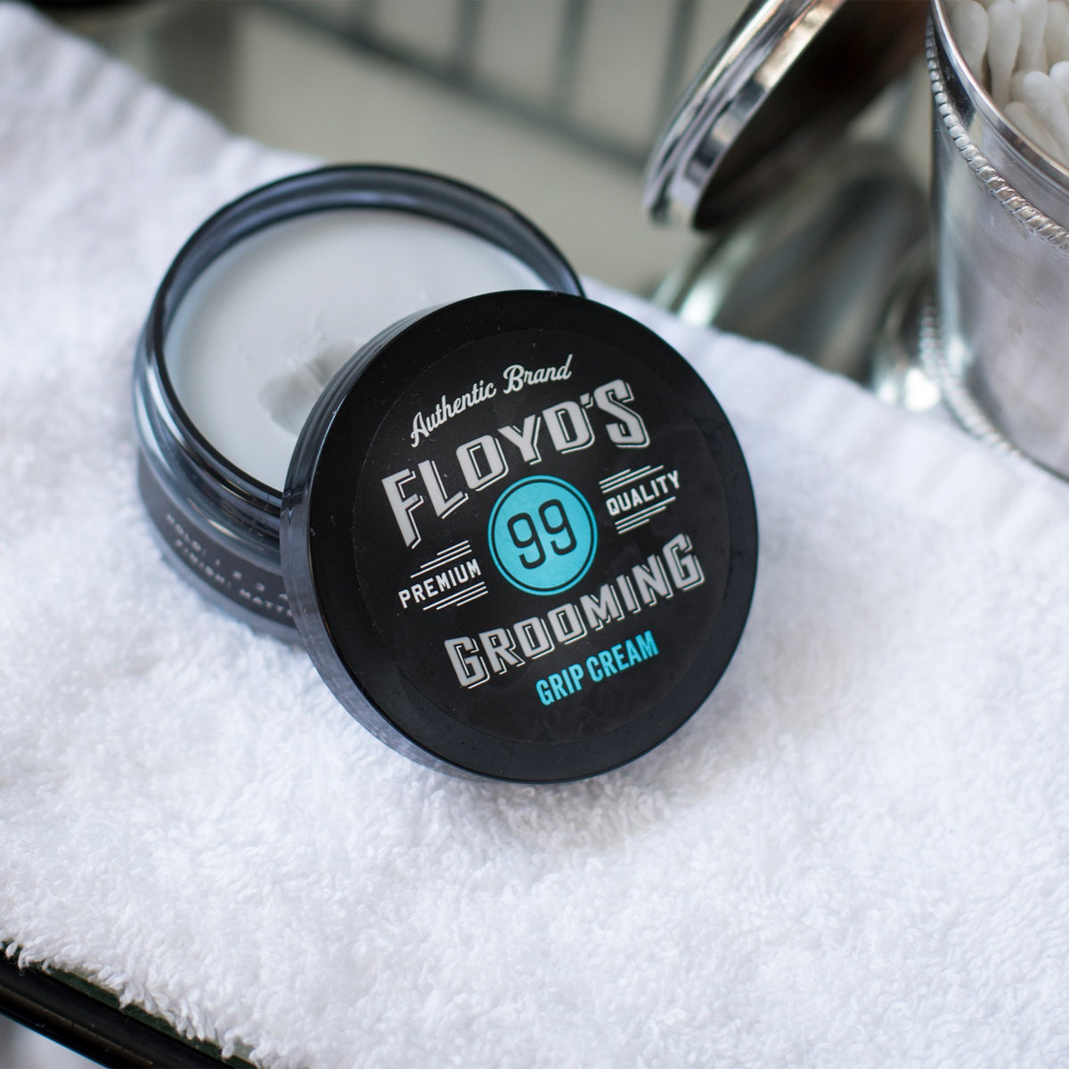 Floyd's Grooming Grip Cream texture swatch shows lightweight hold