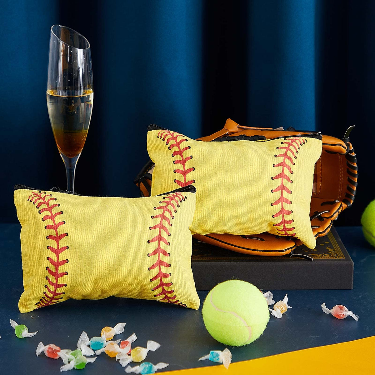 Flutesan softball pouch sport-pattern design boosts visibility