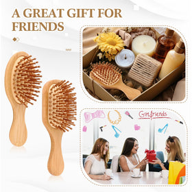 FoldTier all-hair-types-friendly brush works well on straight, curly, and wavy hair.