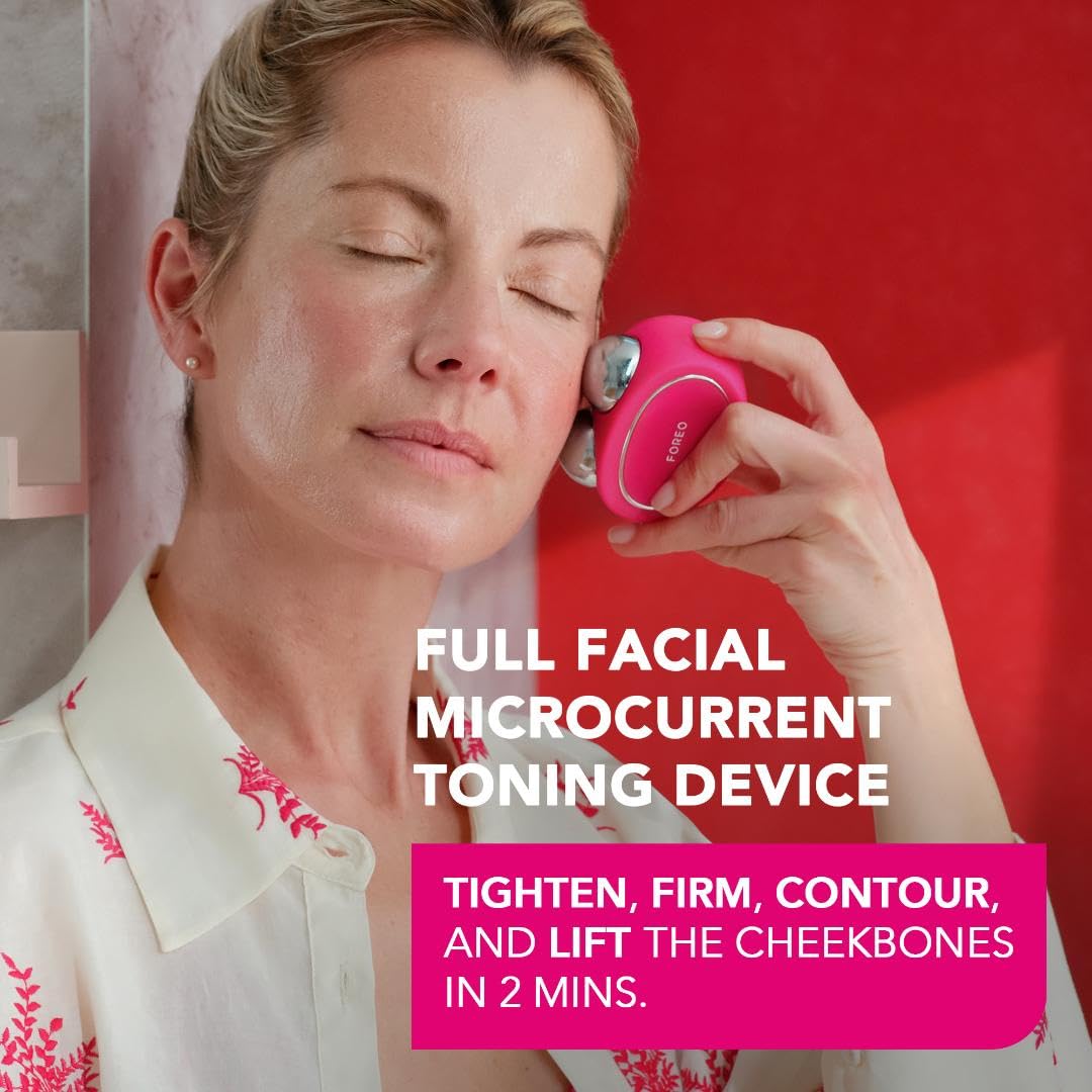 FOREO Bear in use on the face for non-invasive contouring and firming