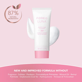 FOREO LUNA Micro-Foam Cleanser 2.0 exfoliation action with T-Sonic touch