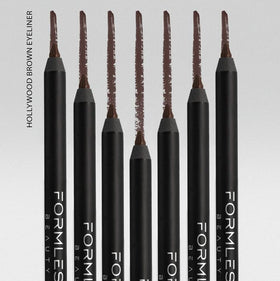 Formless Beauty Classic Eyeliner application closeup demonstrates a smooth, creamy glide.
