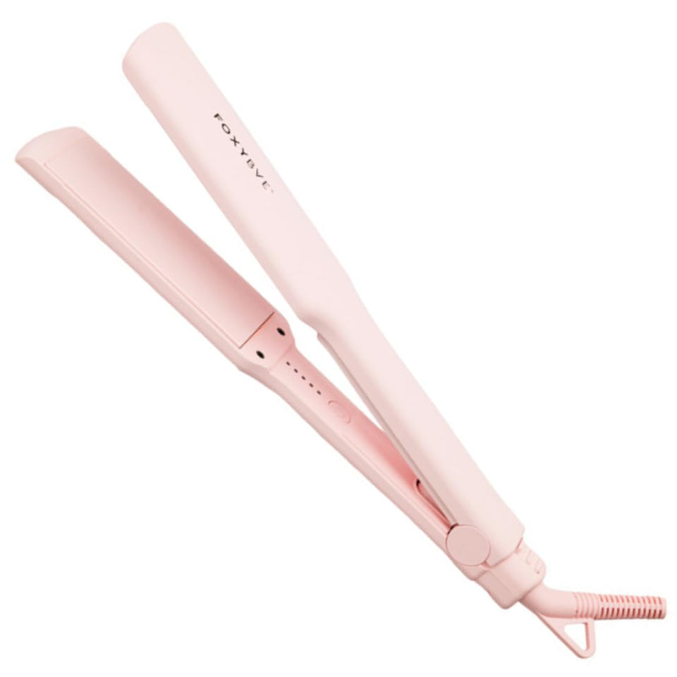 FoxyBae Sleek & Slay flat iron front view delivers salon-quality frizz control at home.