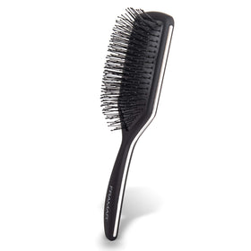 FRAMAR black paddle brush bristles close-up showing gentle detangling action